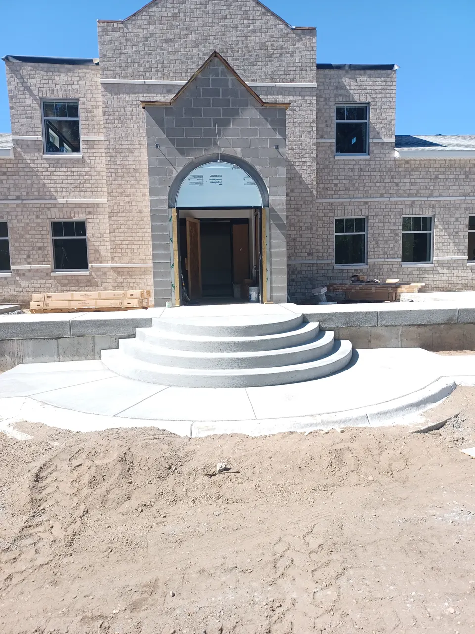 Entry steps · commercial